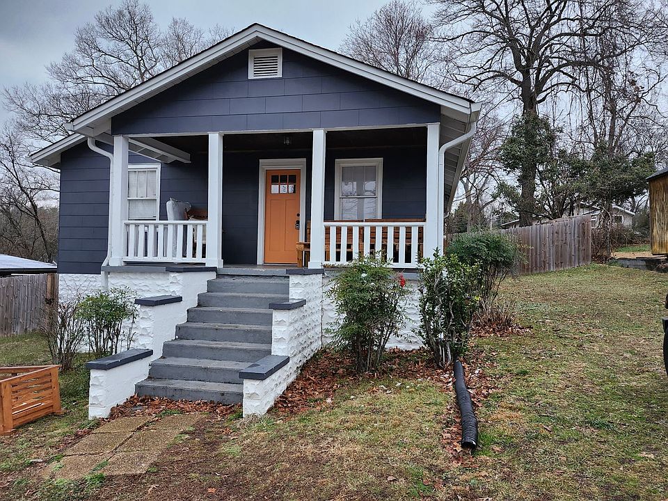 1st image of 430 Warren St