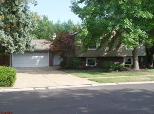 12745 Hazenmore Dr, Saint Louis, MO 63146