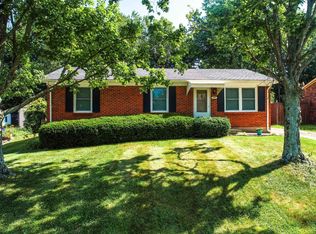 199 E Tiverton Way, Lexington, KY 40517