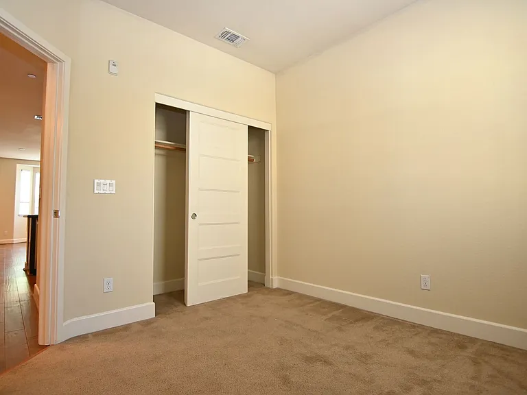 6543 Tralee Village Dr — Photo 19