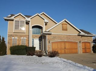1527 Pinewood Ct SW, Altoona, IA 50009