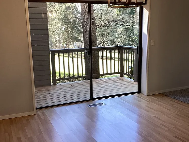 4007 SW Fairhaven Ct — Photo 6