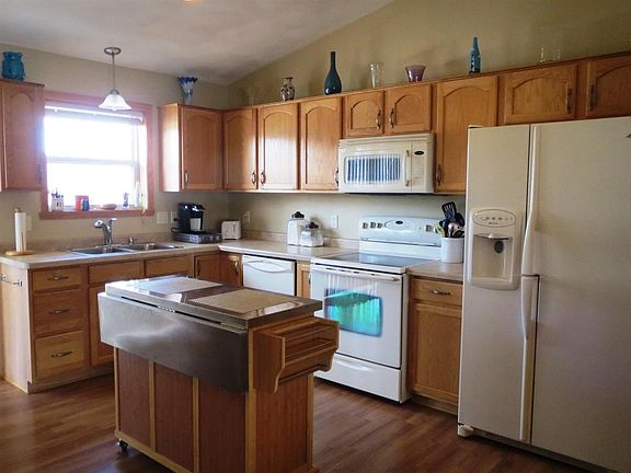 Kitchen with Vaulted Ceilings