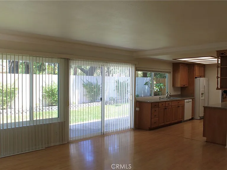 3881 Hendrix St — Photo 21
