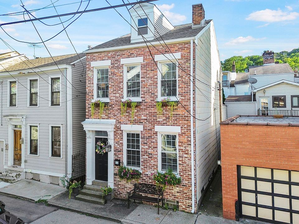 1st image of 1808 Harcum Way