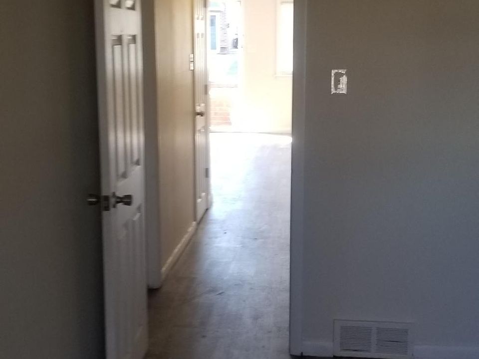 1st image of 10029 Jeanes St Floor 1