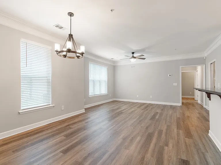 2310 Elliott Ave #109 — Photo 11