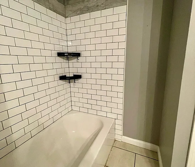 1335 W 61st St #2 — Photo 10