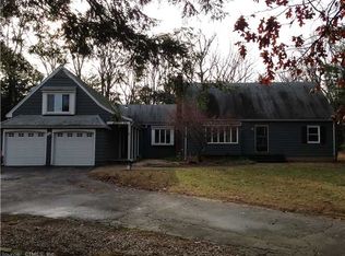 9 Pine Woods Rd, Granby, CT 06035