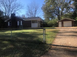 300 Lakeview Dr, Enterprise, AL 36330