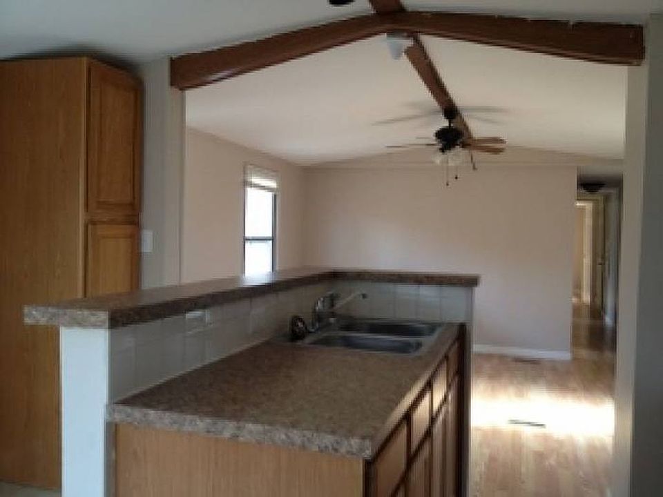 2nd image of 10734 Calvey Hills Rd