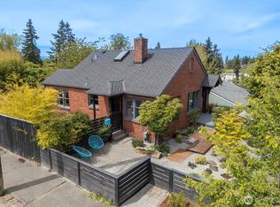 7791 11th St SW, Seattle, WA 98106