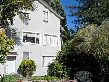 1434 #A - 5 Bed  2 Bath