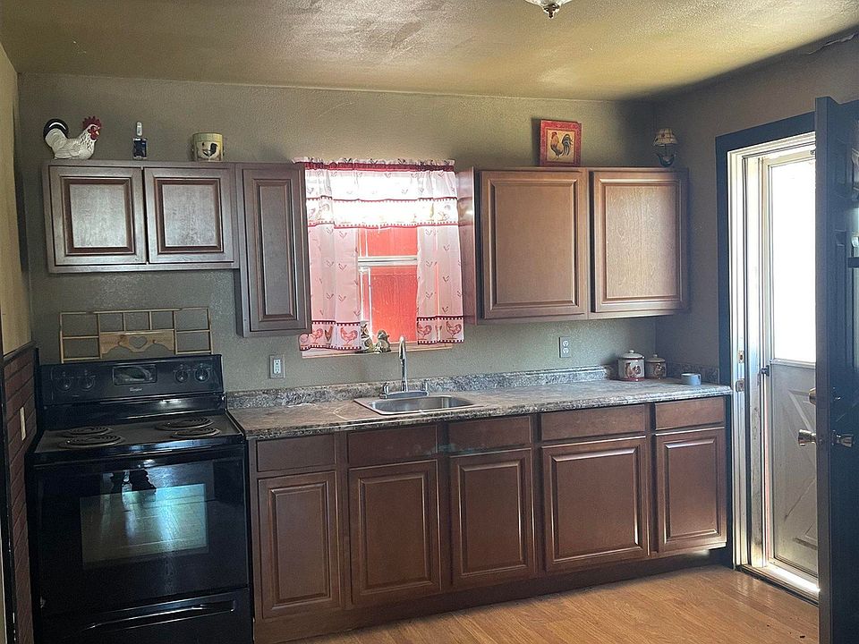2nd image of 701 S Anderson Ave