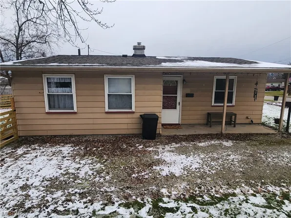 419 Idaho Ave, Girard, OH 44420