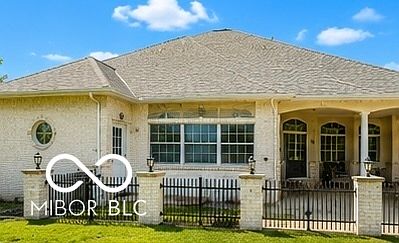 5th image of 2900 Sunderland Dr