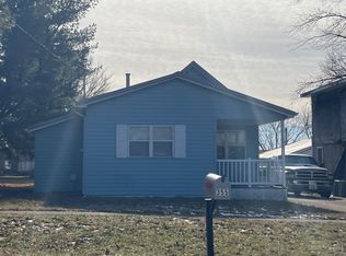 355 W Glenn St, Macon, IL 62544