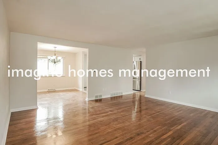 10503 Roseway Blvd — Photo 3