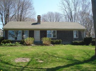 5 Westwood Rd, Jamestown, RI 02835
