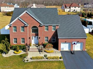 4 San Diego Ct, Old Bridge, NJ 08857