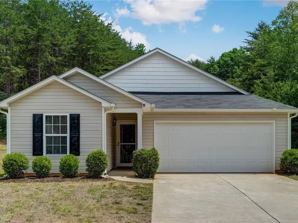 157 Delia Run, Madison, NC 27025