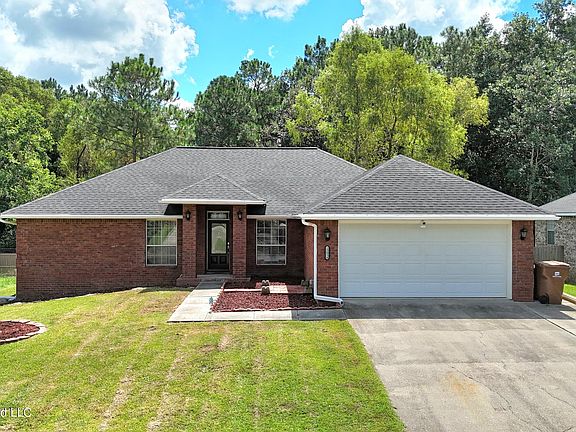 2nd image of 15054 Greenwell Cir