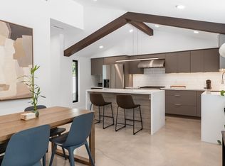 24655 Park Miramar, Calabasas, CA 91302