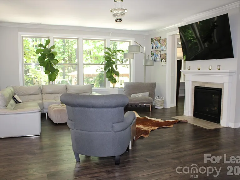 4181 Palm Dr — Photo 7