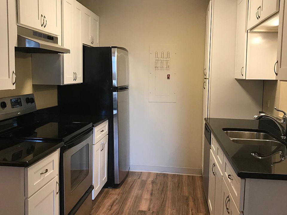 1st image of 607 E Woodland Park Ave #410