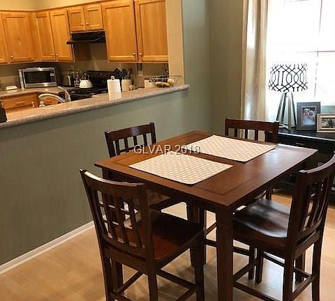 5th image of 7704 Hampton Cove Ln