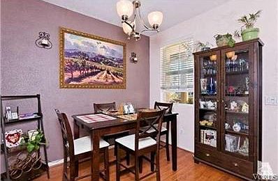 5th image of 425 Green River St #201