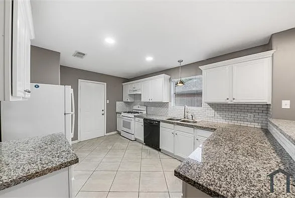 6803 Highwind Bend Ln — Photo 7