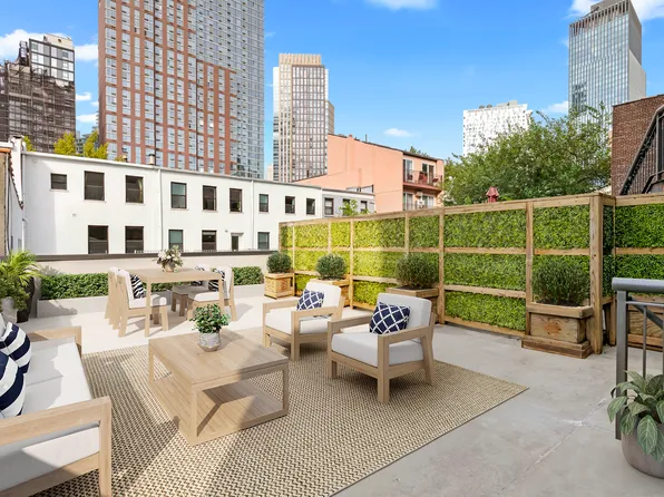 457 Atlantic Avenue image 1 of 8