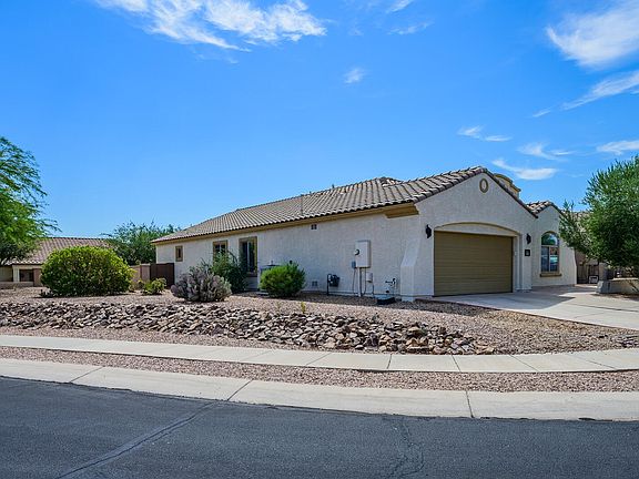3rd image of 780 W Camino Del Rosal