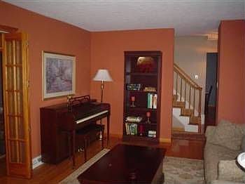 3rd image of 516 Catlin Dr
