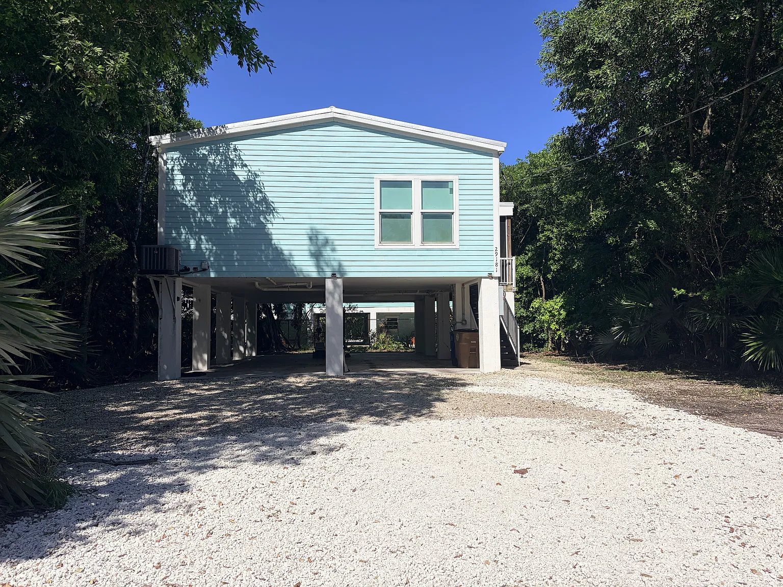 3 bed, 1200 sqft, $3,850 — Photo 3