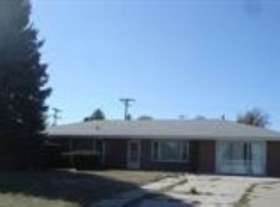 418 Main St, Stapleton, NE 69163