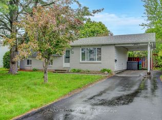 397 Phoenix Cres, Ottawa, ON K1E1V6