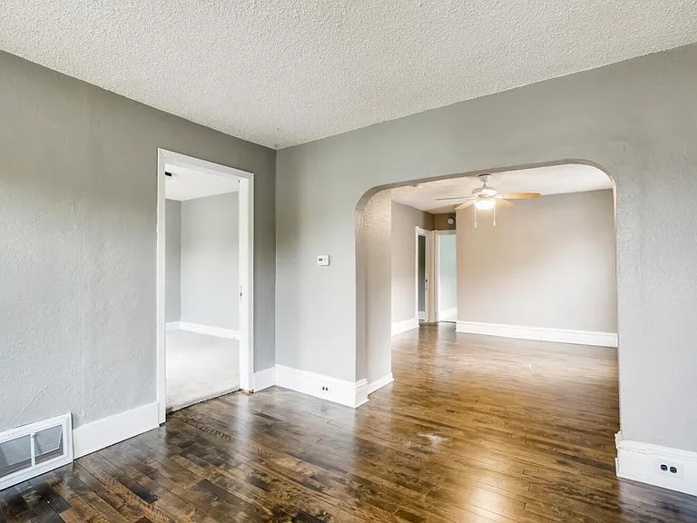 876 Lafond Ave #2 — Photo 4