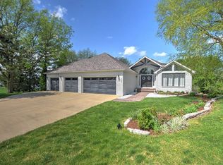 706 Stevens Creek Blvd, Forsyth, IL