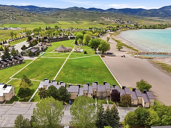 4th image of 2176 S Bear Lake Blvd #311