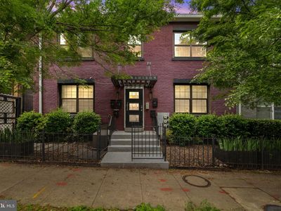 1812 D St NE APT 3, Washington, DC, 20002