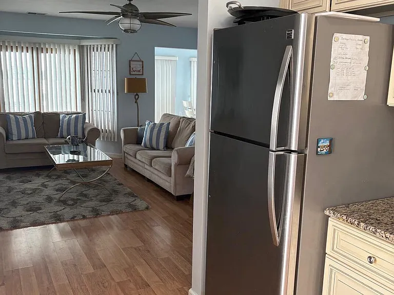 11 Harborside Dr W — Photo 7