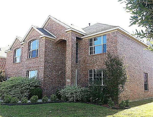 1st image of 2323 Merlin Dr