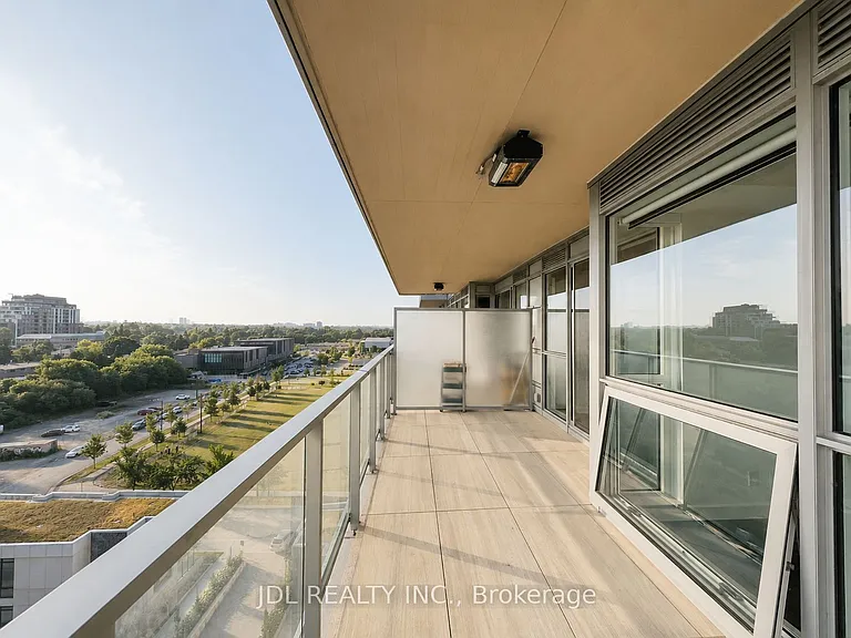 27 McMahon Dr #1107 — Photo 2