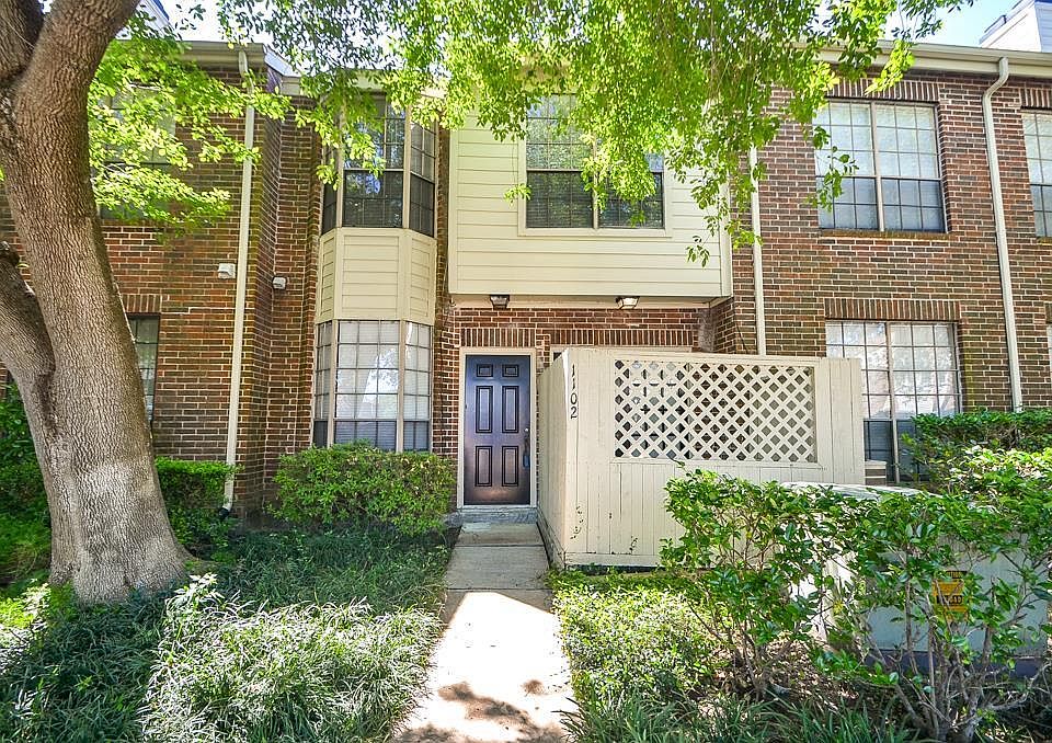 1st image of 2121 El Paseo St APT 1102