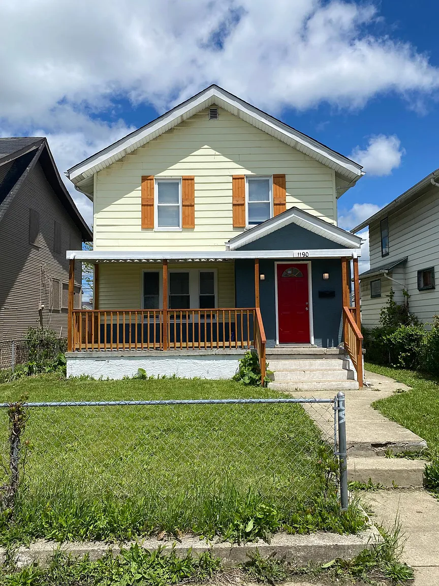 1190 21st Ave photo 1