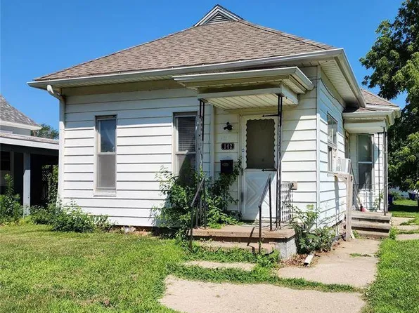 142 14th Ave SW, Cedar Rapids, IA 52404