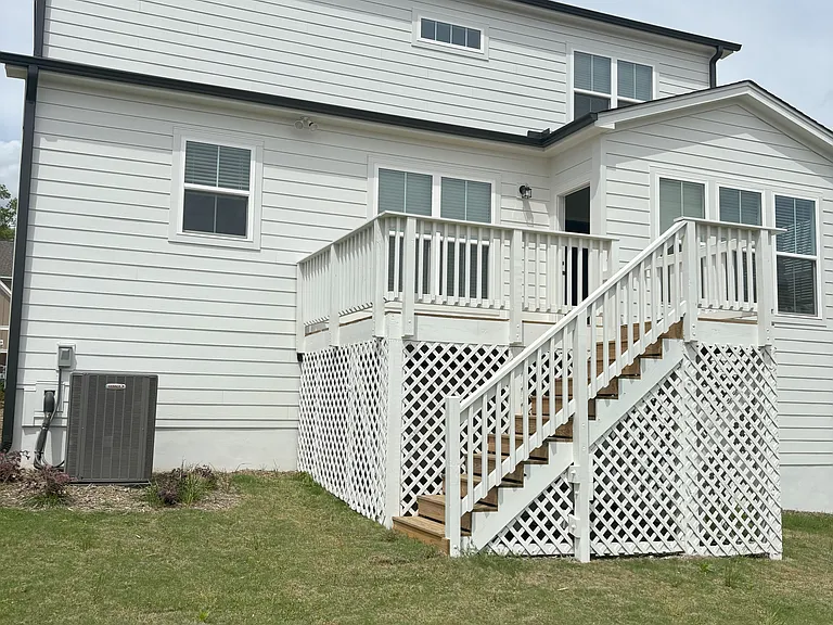 152 Highpointe Dr — Photo 36