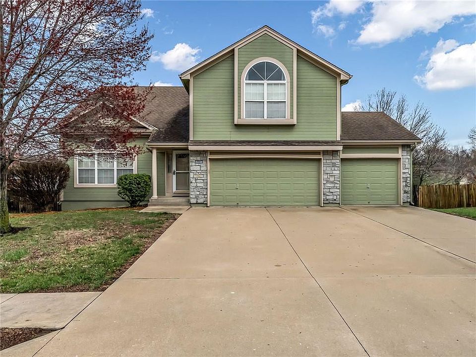 1st image of 721 Saddle Peak Dr